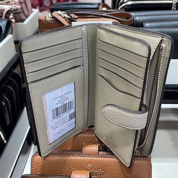 Kate Spade Leila Medium Compact Bifold Wallet 
Light Sand Multi - Picture 11 of 16